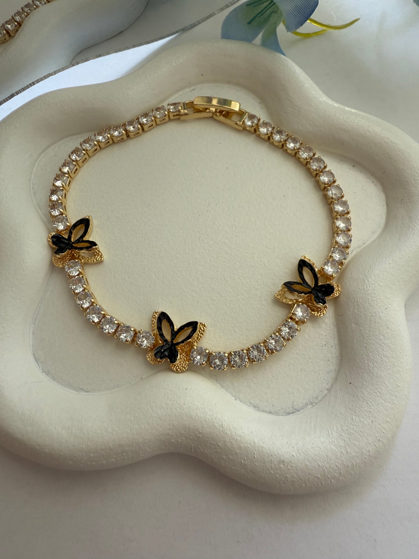 Pulsera Brilli-Mariposas — Dulce y encantadora