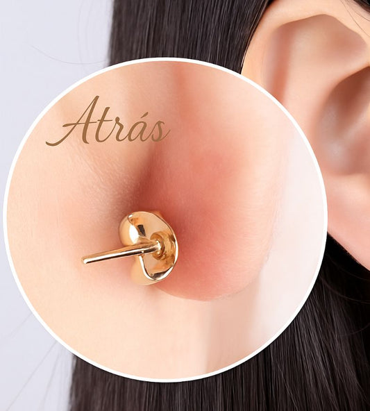 Mini studs elegancia clásica