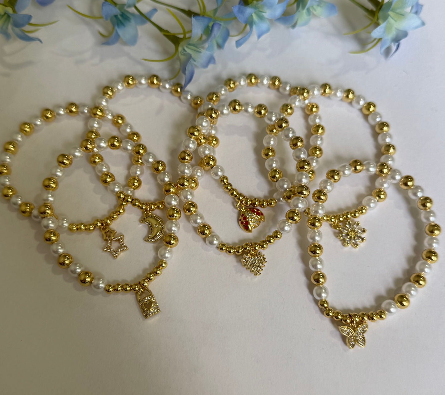 pulseras con dijes