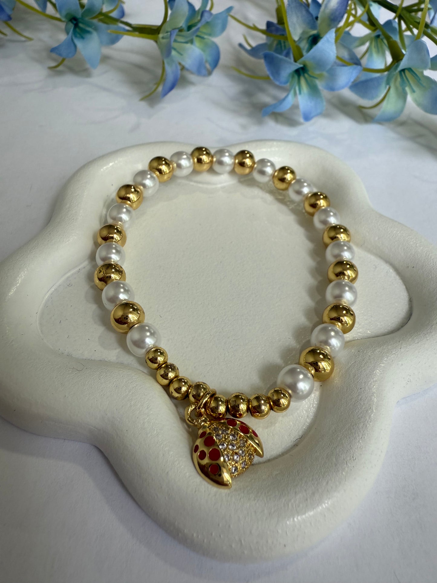 pulseras con dijes