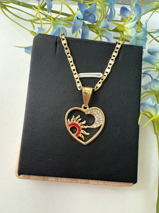 🌞🌙 Título: Dije de corazón con sol y luna en eclipse — Amor que se encuentra en el momento perfecto