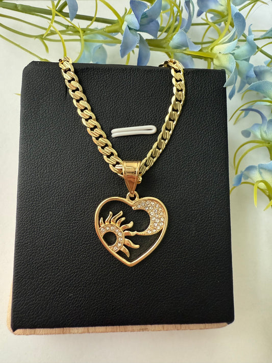 Collar de corazón con luna y sol — Brillos