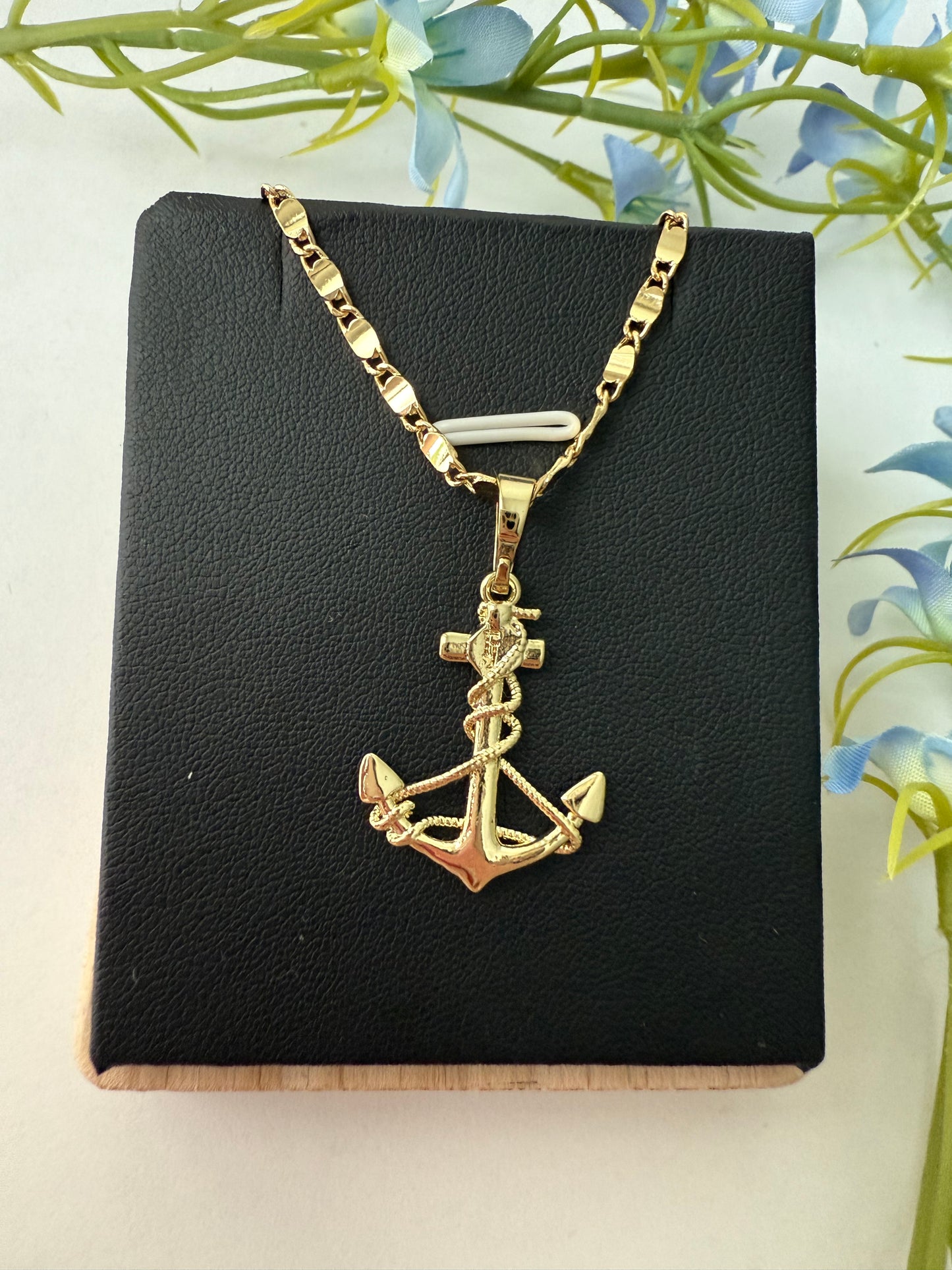 Cadena con Ancla Pequeña ✨
