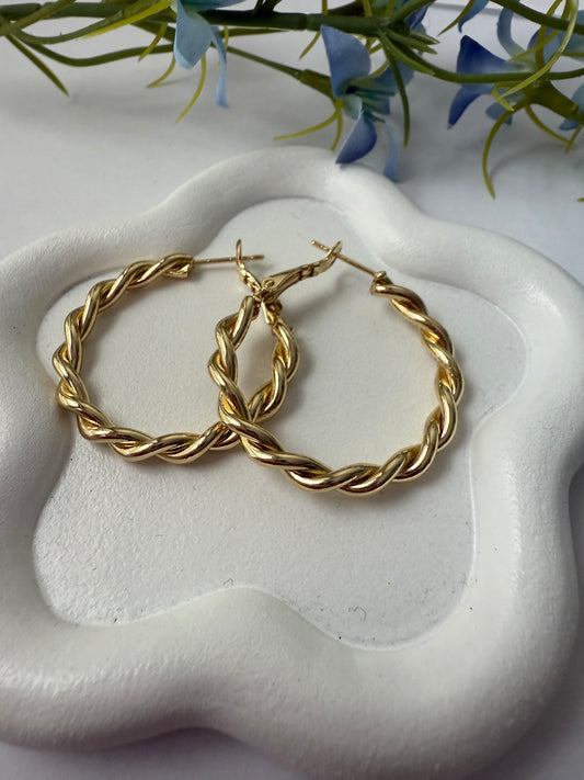 Argollas Medianas Torsales ✨