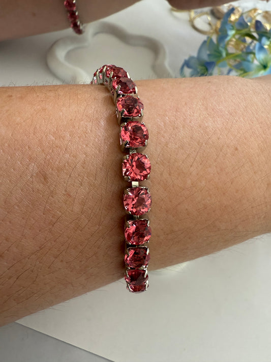 Pulsera con circonias rosadas Azules o rojas – Brillo y elegancia